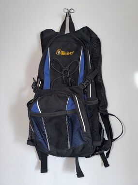 Men’s Black & Blue Day Backpack